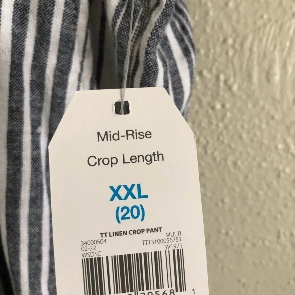 Time and Tru lightweight pants